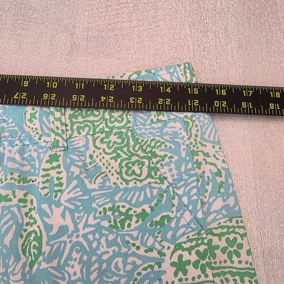 Lilly Pulitzer Women's The Walsh Short SZ 2 Preppy Vacation Colorful - Picture 5 of 6